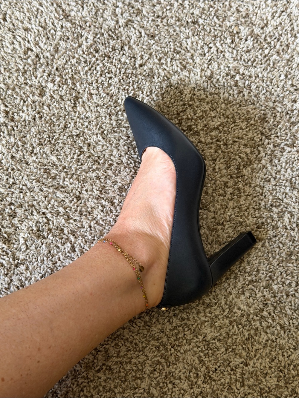 Michael Kors Milly Flex Leather Pumps - Picture 5 of 11
